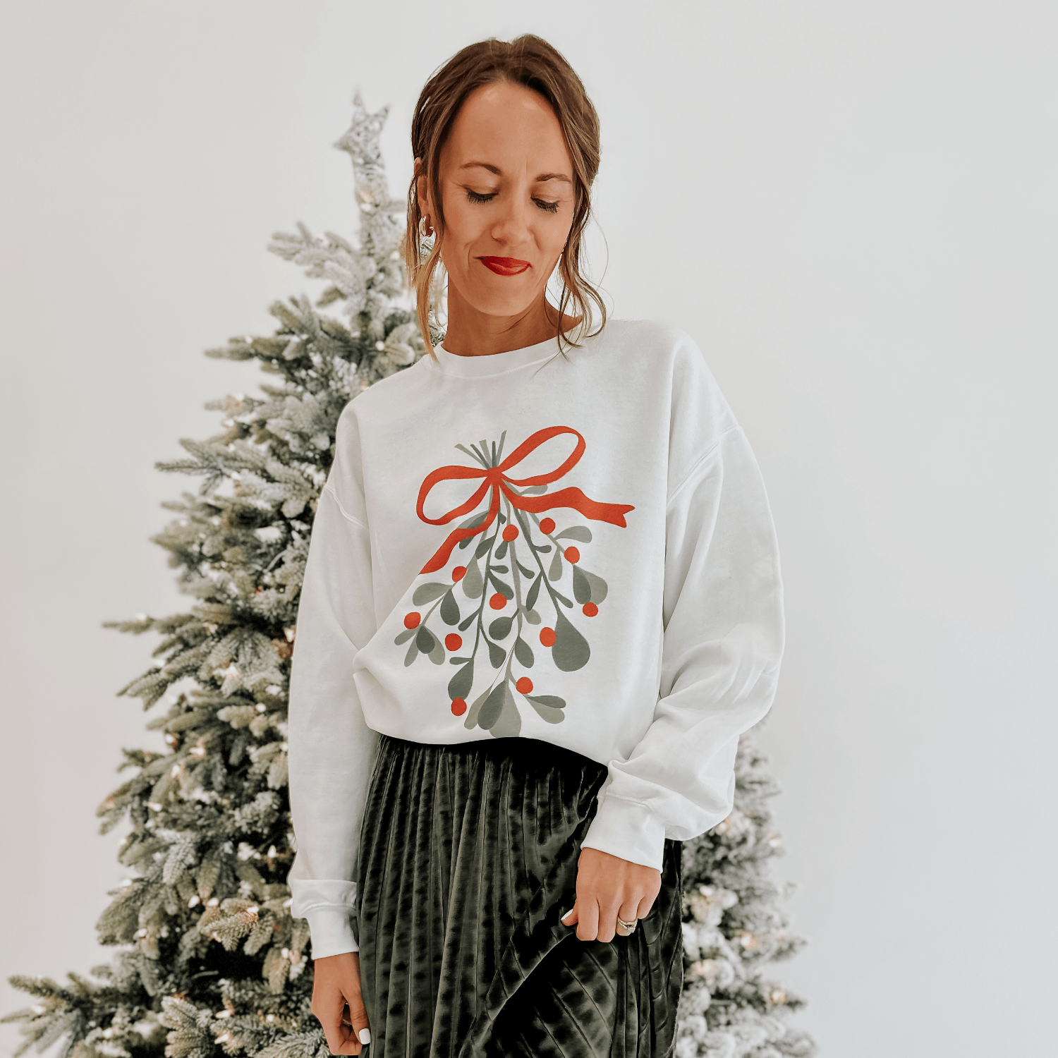 Holly Bow Sweatshirt