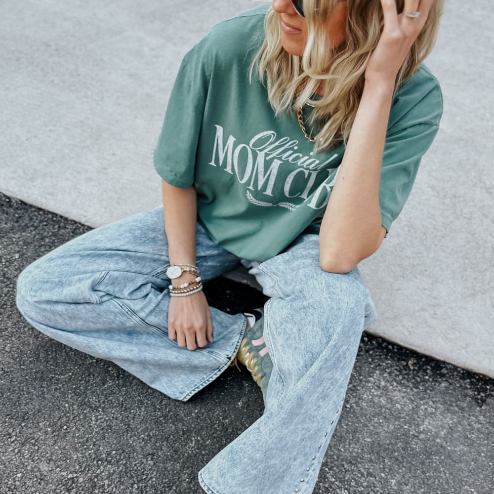 Official Mom Club Tee - NEW