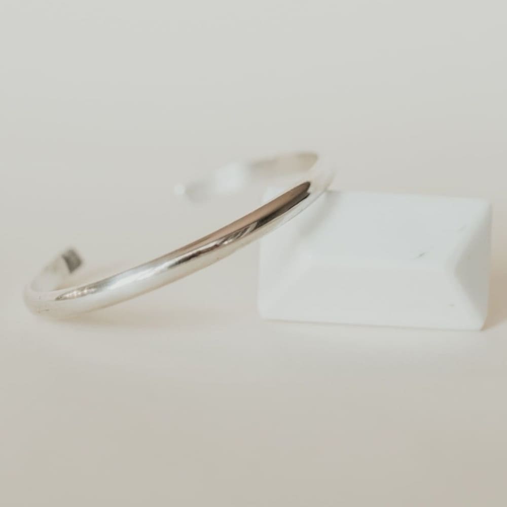 Personalized MM Sterling Silver Women’s Bangle - Mommy Bangles