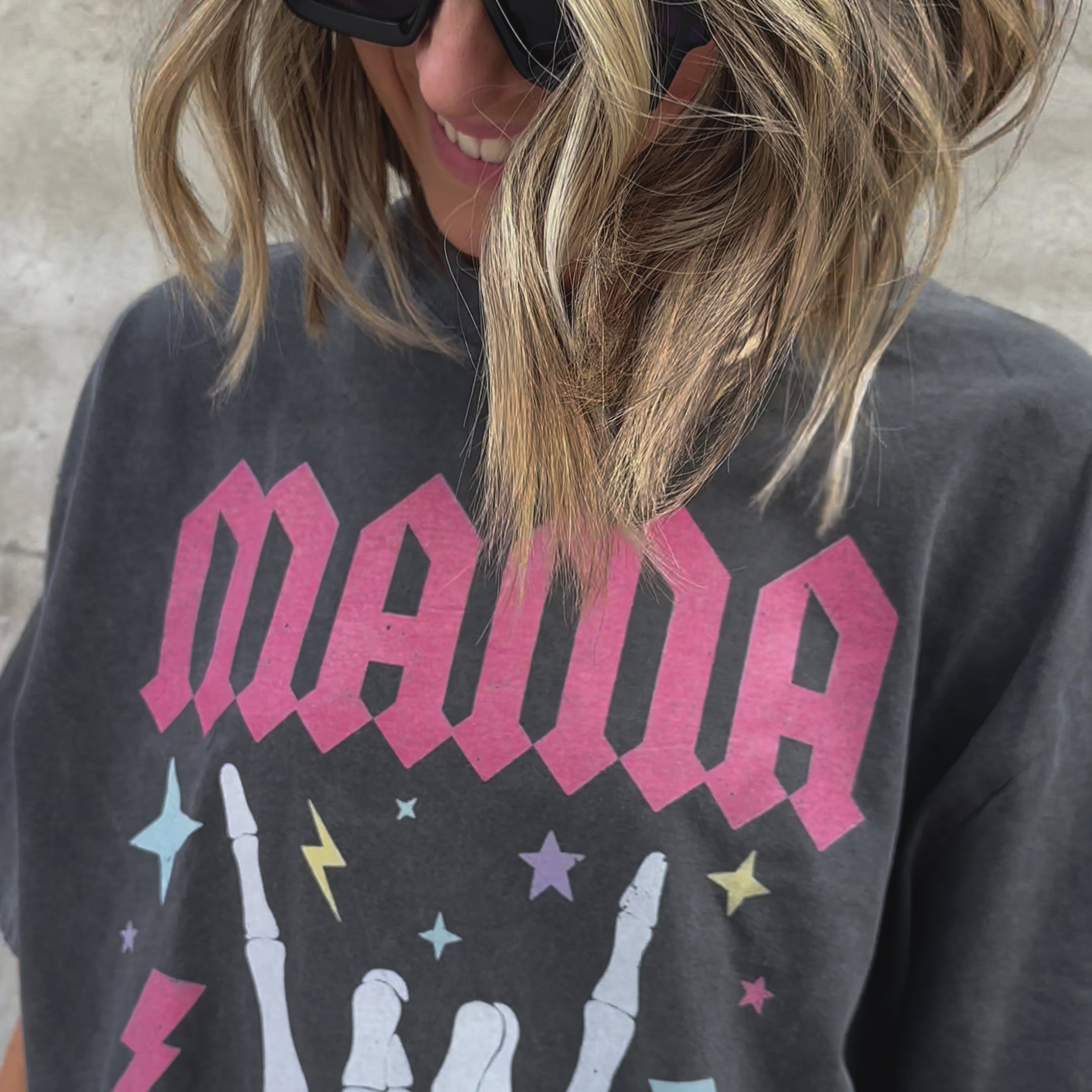 Skeleton Mama Tee