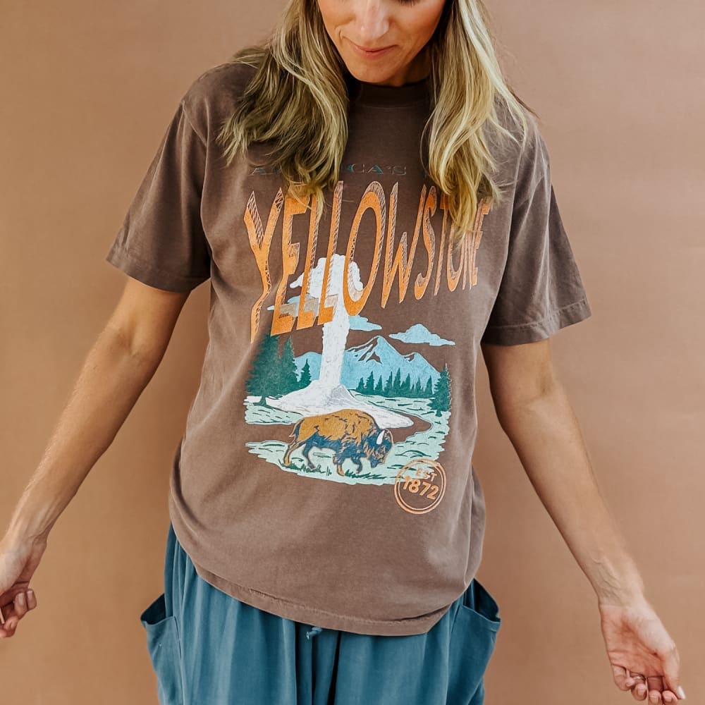 Yellowstone Heritage National Parks Tee NEW